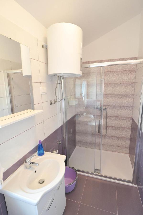 Apartmani Rebecca فير المظهر الخارجي الصورة