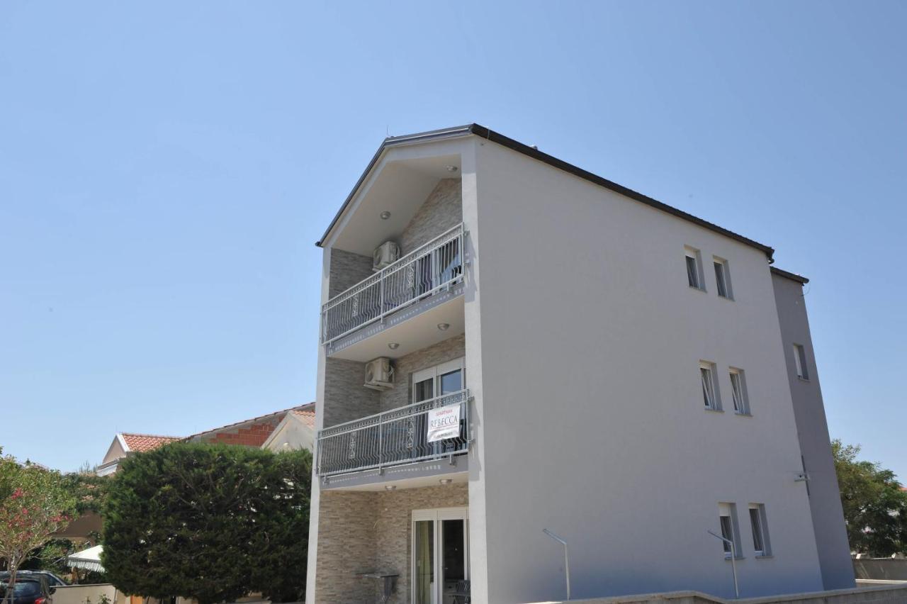 Apartmani Rebecca فير المظهر الخارجي الصورة